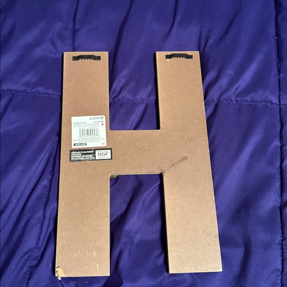 Floral Decorative Letter H with Gold Accent - Picture 3 of 4